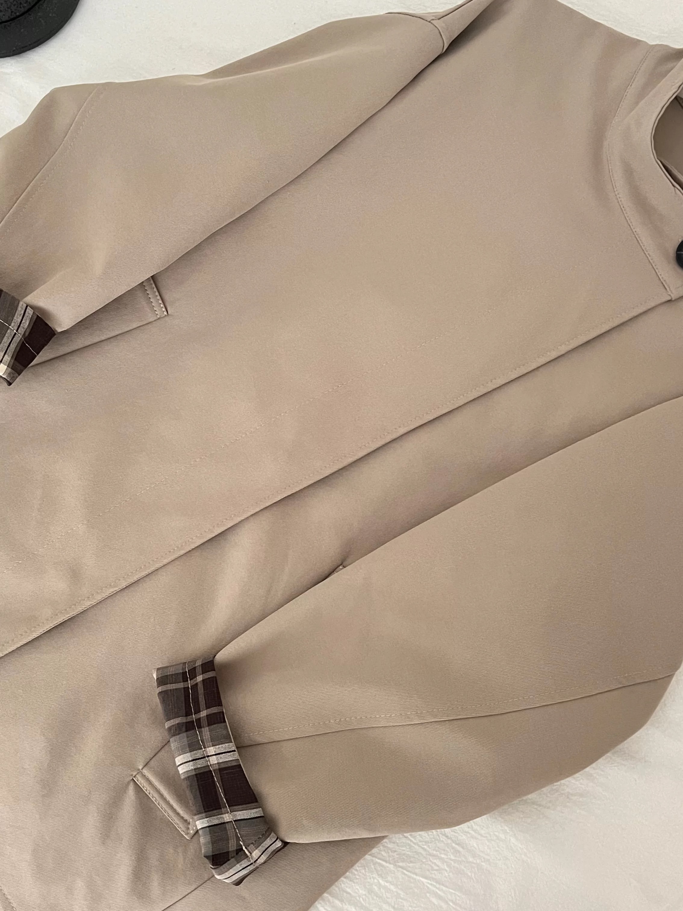 The land racing  coat COA180 images